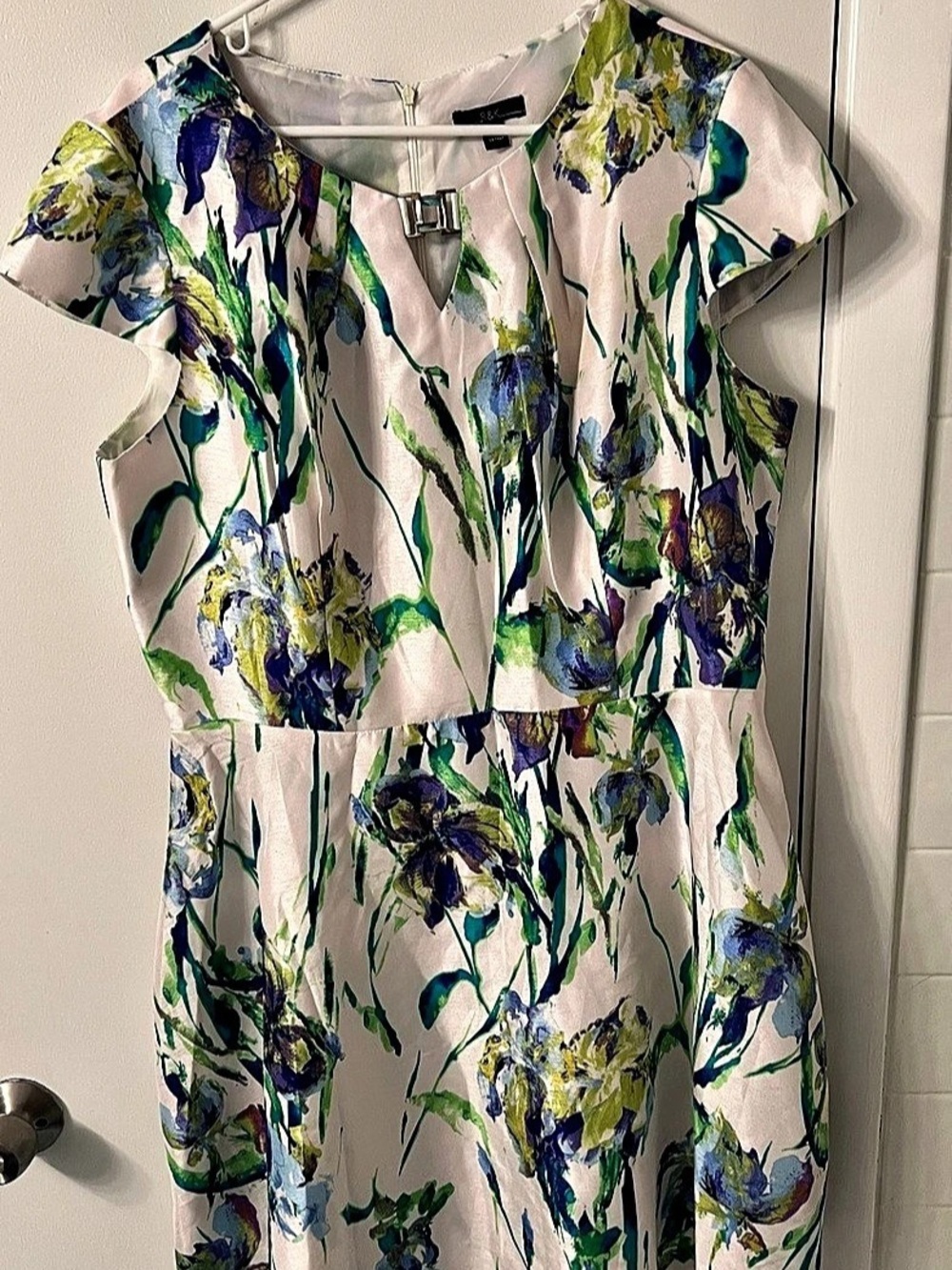 R&K Floral Mini Dress Size 18 Like New